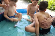 Więcej o: ZAJĘCIA BASENIKOWE MALUSZKÓW